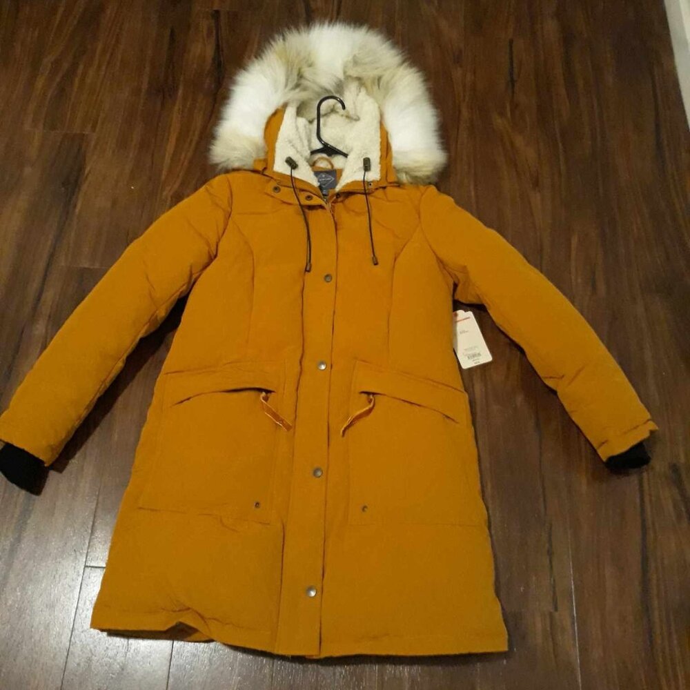 St. John's Bay Womens Water Resistant Sherpa Lined Heavyweight Parka Size Medium